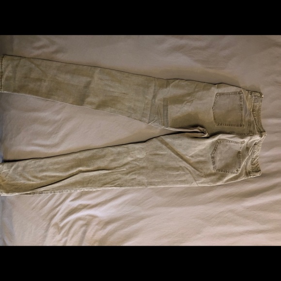 Army green detailed pants - Picture 3 of 3